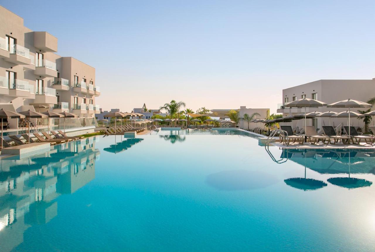 Hotel Atlantica Aqua Blue Protaras Exteriér fotografie